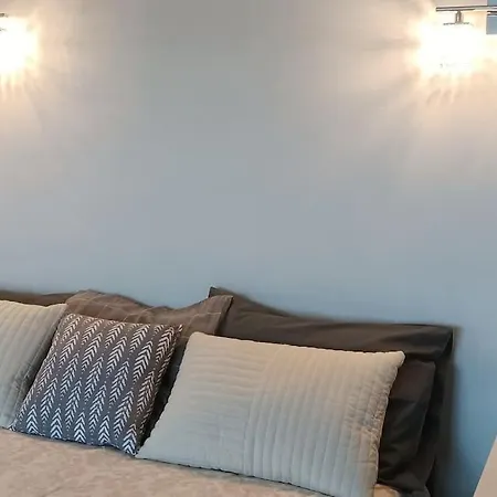 Istermina Dzivoklis Lejlighed *